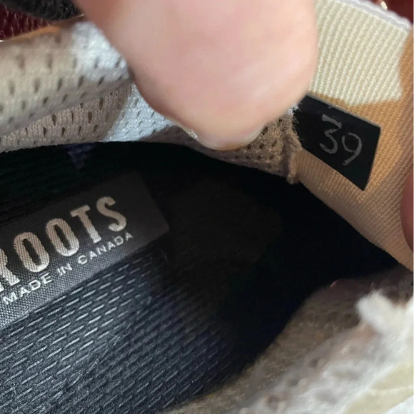 Roots  Slip On Sneakers size 39 - Picture 5 of 10